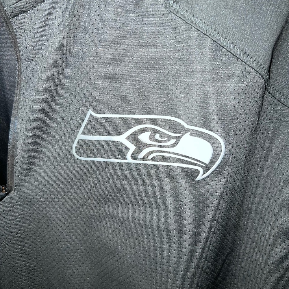 Nike Seattle Seahawks Lightweight Jacket - Picture 7 of 8